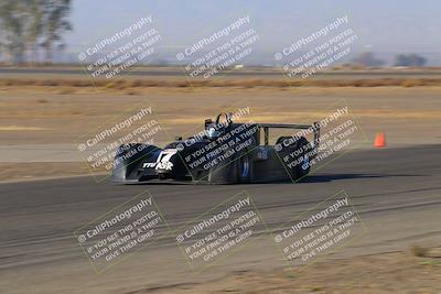 media/Oct-29-2022-CalClub SCCA (Sat) [[e05833b2e9]]/Around the Pits/